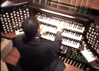 http://www.fortalezadelasoledad.com/notas/church.jpg