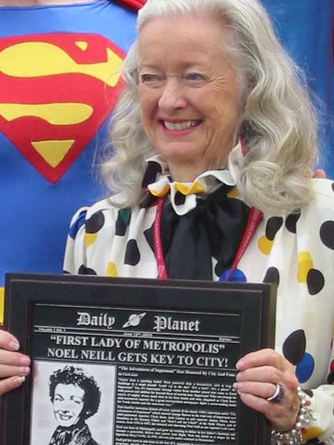 http://www.fortalezadelasoledad.com/notas/homenajes_smallville/gertrudenn.jpg