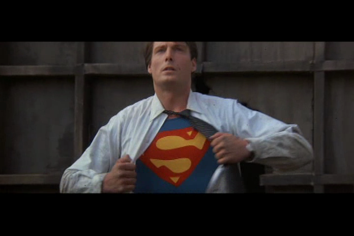 http://www.fortalezadelasoledad.com/notas/pifias/SupermanIII/vlcsnap-333590.png