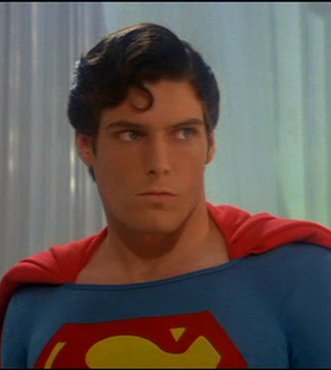 http://www.fortalezadelasoledad.com/notas/pifias/superman2/cabello3.jpg