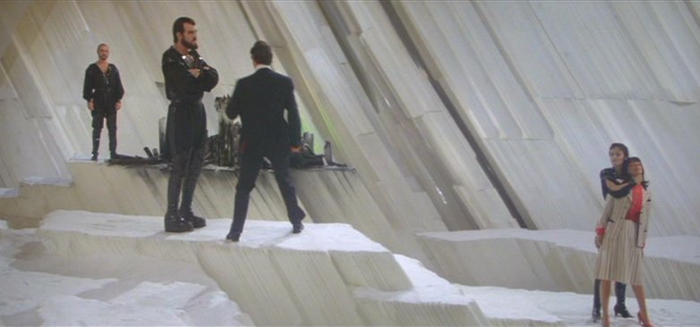 http://www.fortalezadelasoledad.com/notas/pifias/superman2/f1.jpg