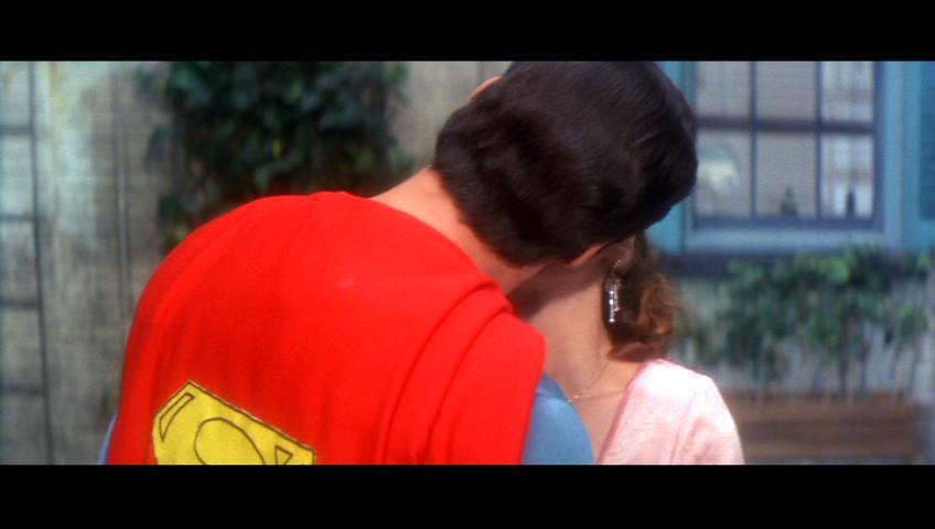 http://www.fortalezadelasoledad.com/notas/pifias/superman4/31.jpg