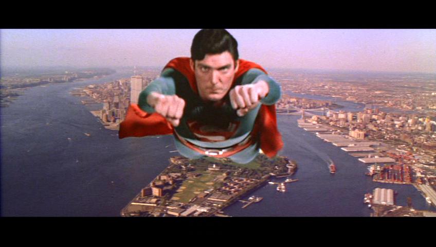 http://www.fortalezadelasoledad.com/notas/pifias/superman4/32.jpg