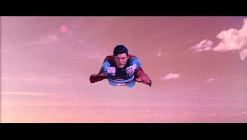 http://www.fortalezadelasoledad.com/notas/pifias/superman4/33.jpg