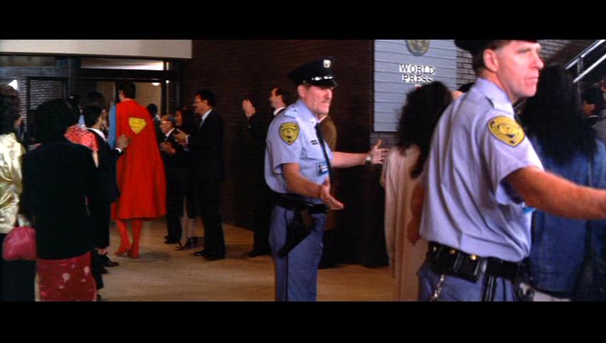 http://www.fortalezadelasoledad.com/notas/pifias/superman4/35.jpg