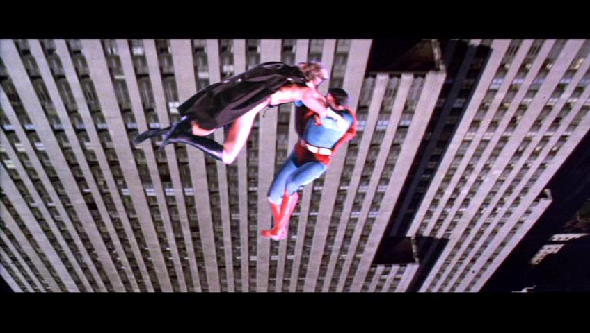 http://www.fortalezadelasoledad.com/notas/pifias/superman4/40.jpg