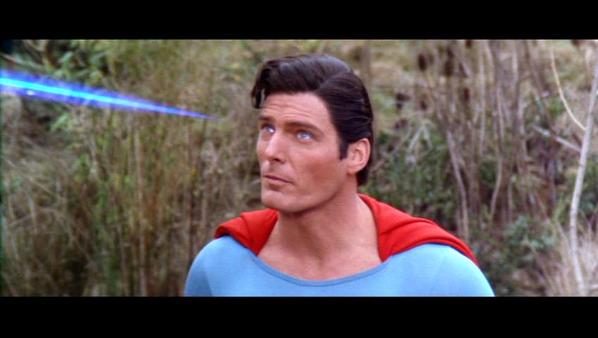 http://www.fortalezadelasoledad.com/notas/pifias/superman4/43.jpg