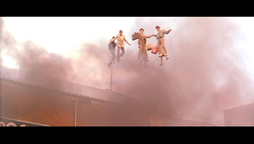 http://www.fortalezadelasoledad.com/notas/pifias/superman4/50.jpg