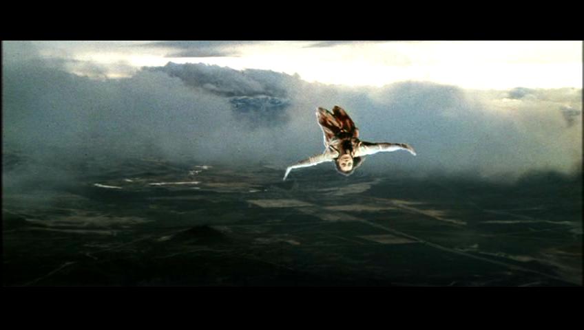 http://www.fortalezadelasoledad.com/notas/pifias/superman4deleted/vuelo9.jpg