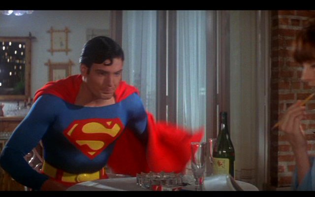http://www.fortalezadelasoledad.com/notas/pifias/supermanthemovie/pifia3.jpg